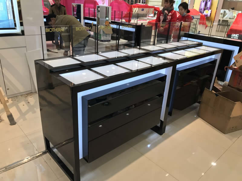 化妝品柜臺(tái)類(lèi)